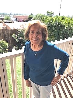 Obituario de Lydia R. Vega