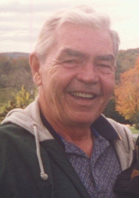 Obituario de James Edward Costello