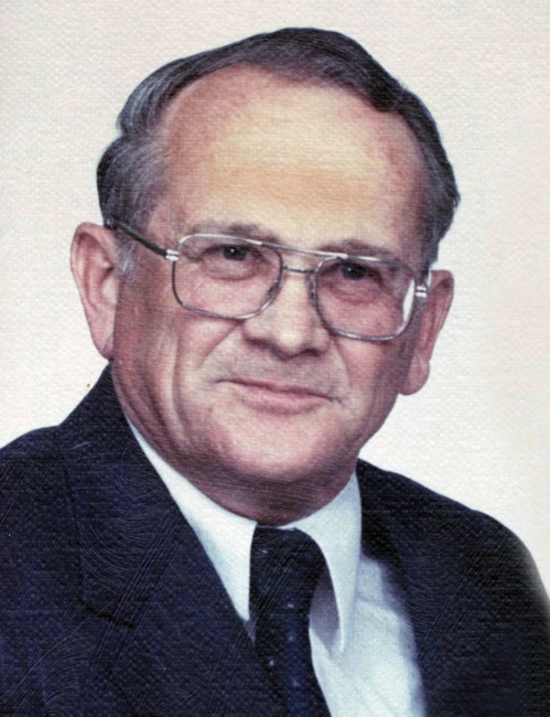 Obituario de Willard Ray Holmes