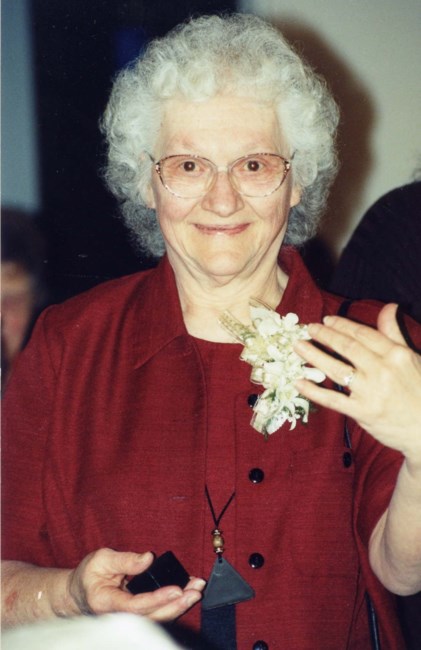 Obituary of Lois Esther Knutson