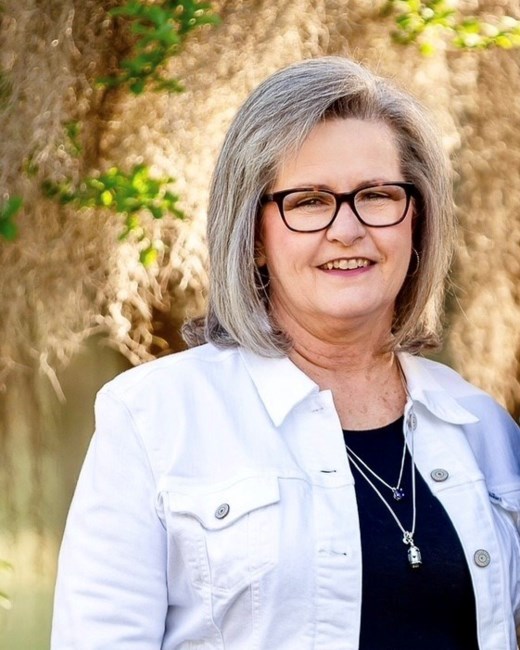 Obituary of Sharlet Henderson Lynn