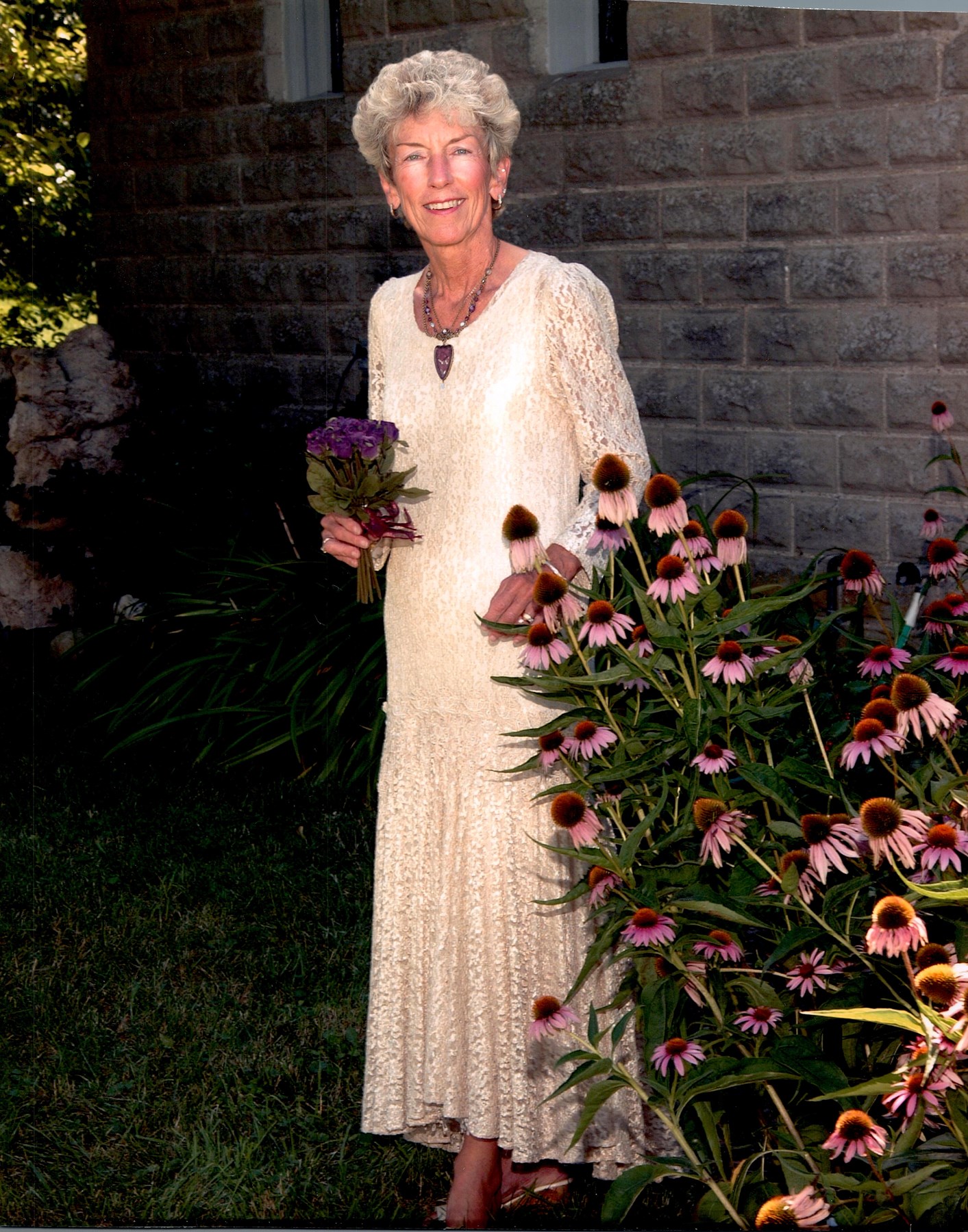 Obituario de Kay Frances Lain