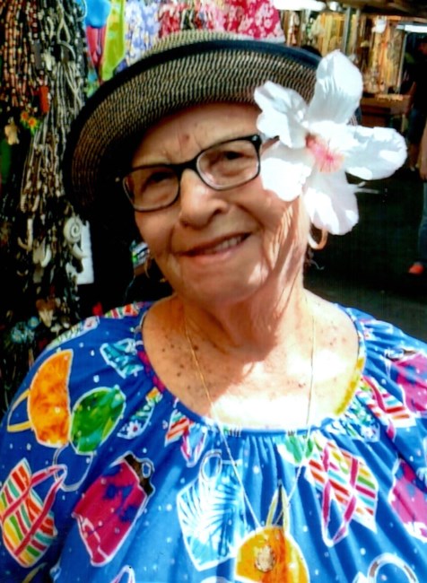 Obituary of Adelfia Villeda