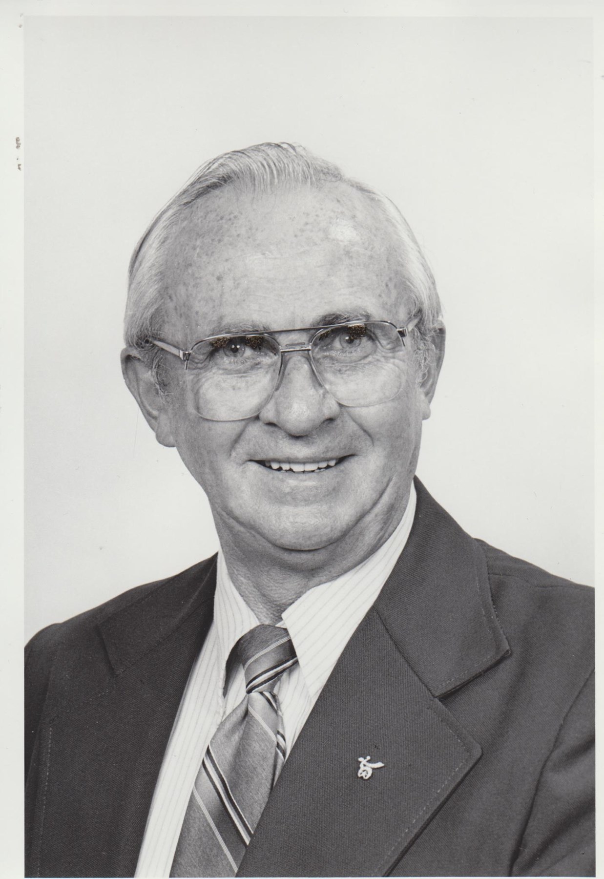 Obituary of Gene Fields