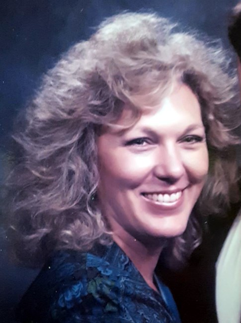 Obituario de Linda Lou Hough