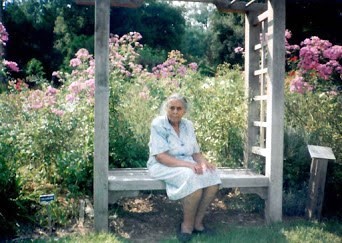 Obituary of Emilia González Vda. De Villela