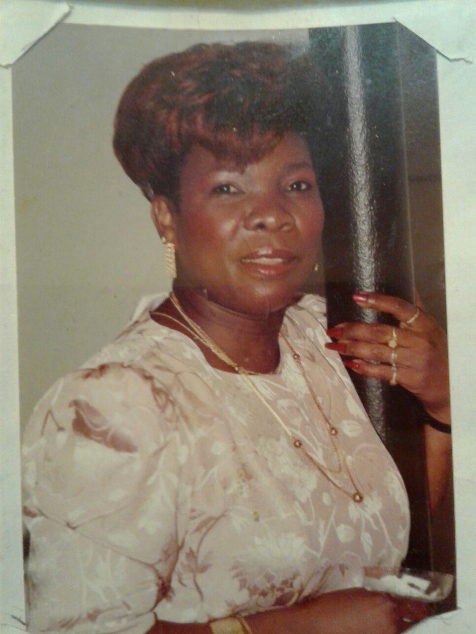 Obituary of Lorna Carrington
