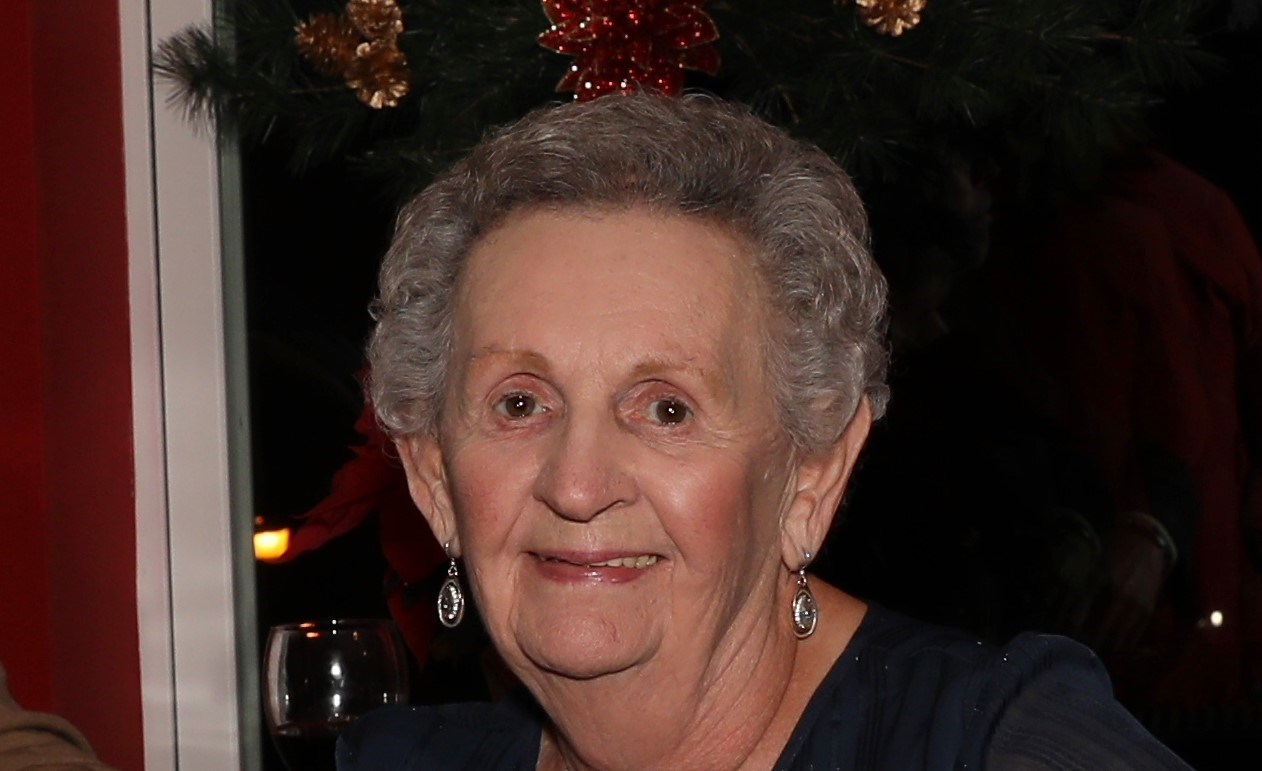 Obituary of Joan L. McPhillips