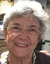 Obituary of Maria Elena Heinrich