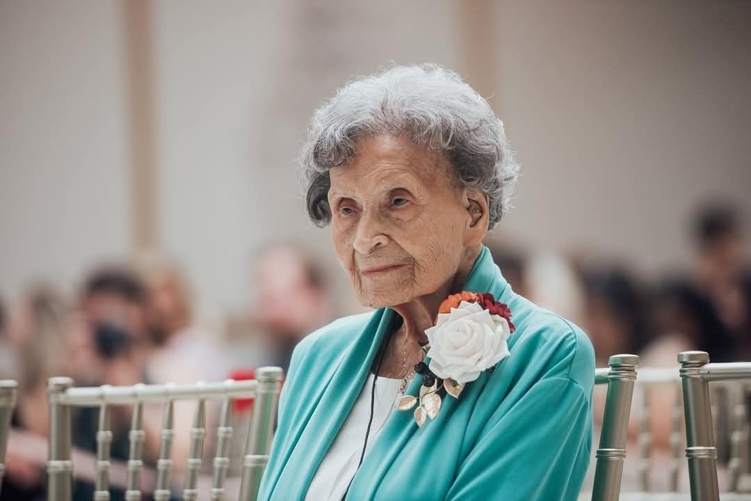 Obituary of Ethelyn Ruth Roberts