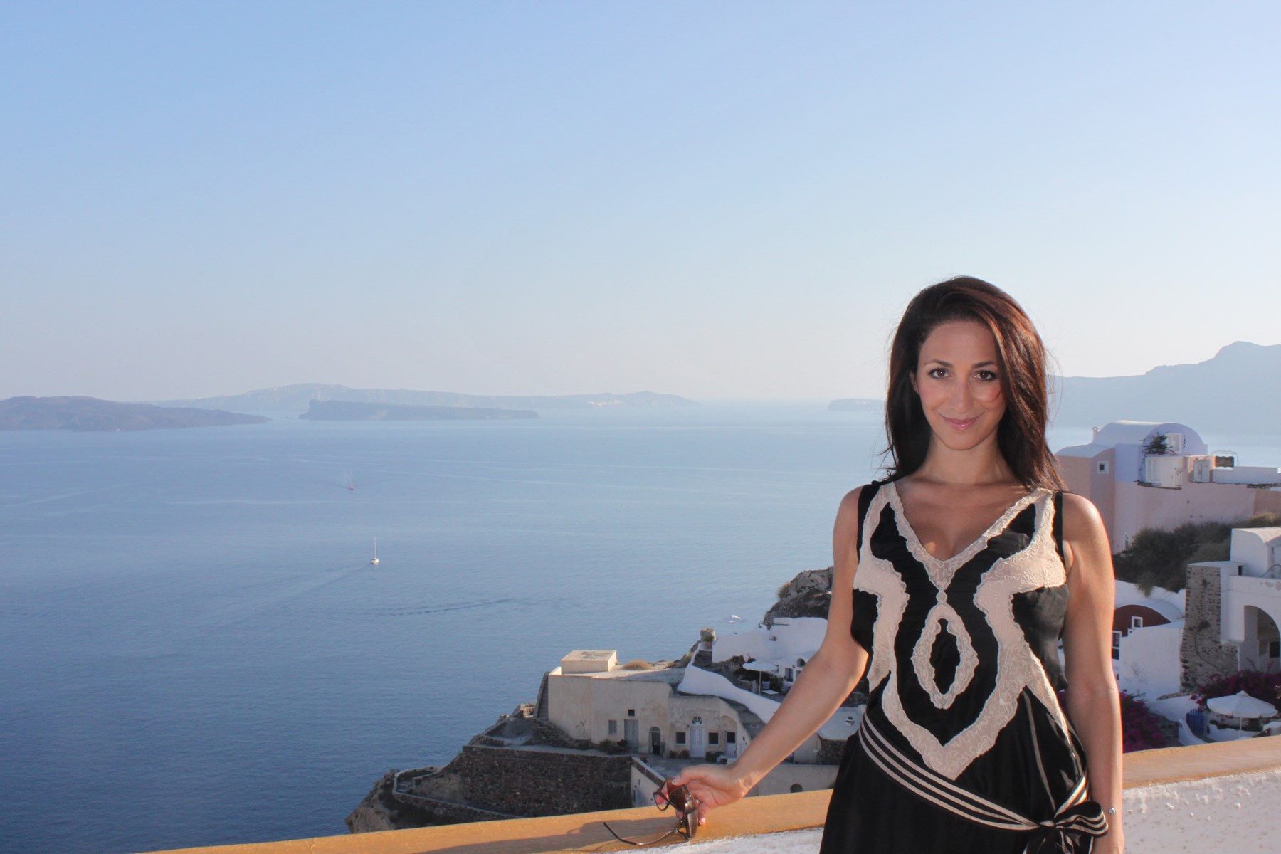 Obituary of Loura Laresa Alaverdi