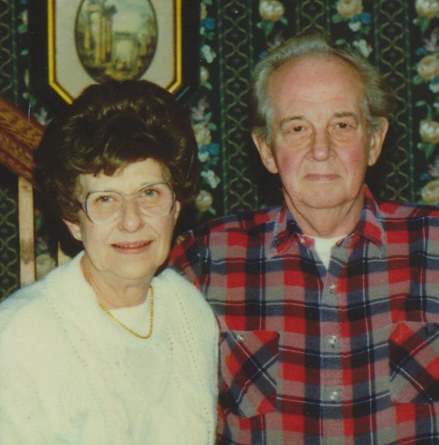 Obituary of Tom and Frances Bennett