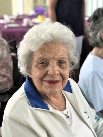 Obituary of Ruth Deverin - Fox