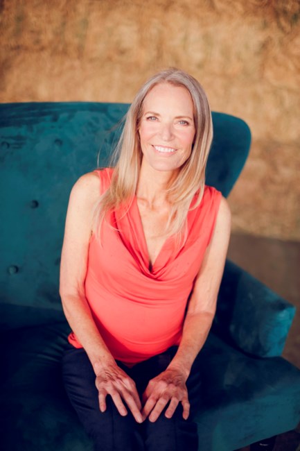 Obituary of Patricia Minnie Van Dam