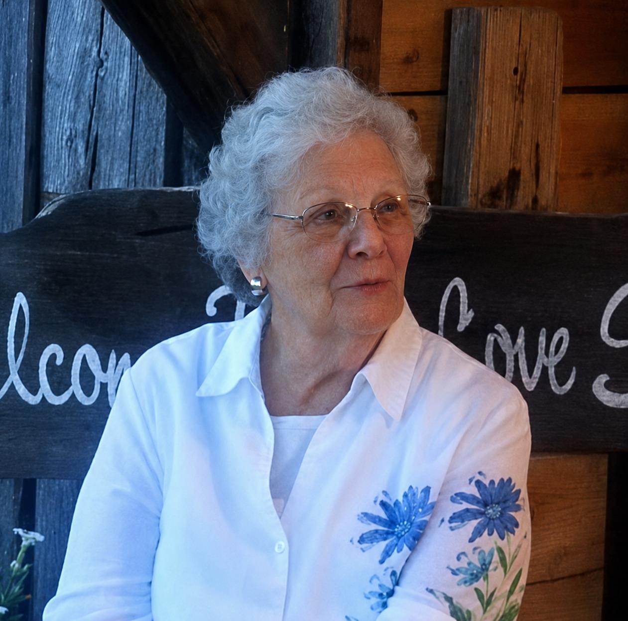 Obituary of Mary Lu Henry