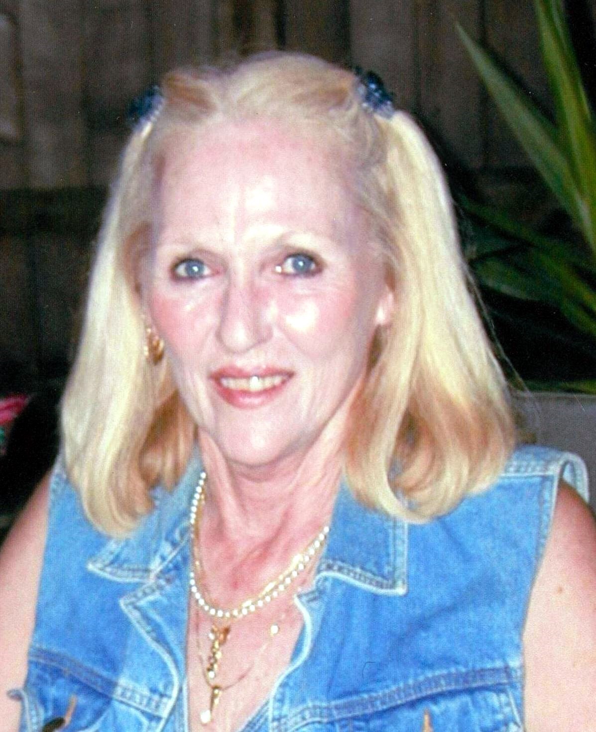 Obituary of Janice "Jan" Loyd