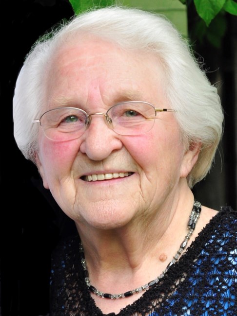 Obituary of Molly Gertrude Friesen