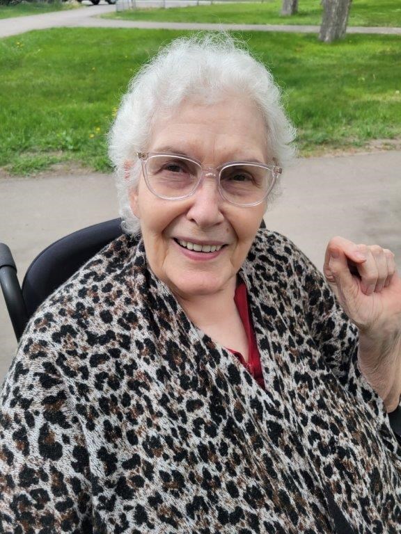 Obituary of Sandra Lynn Coates