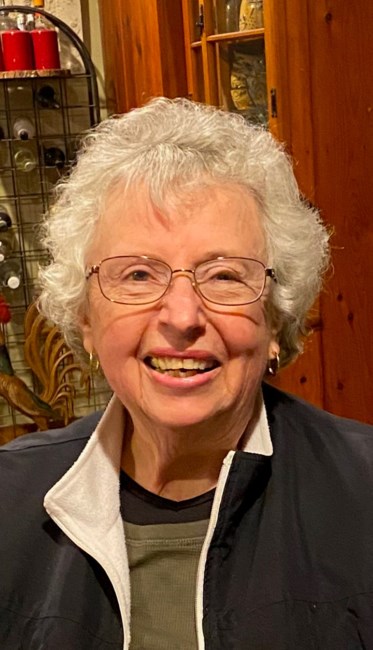 Obituary of Jean Carolyn Holodinski