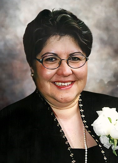 Obituario de Carmen Dolores Vasconcelos