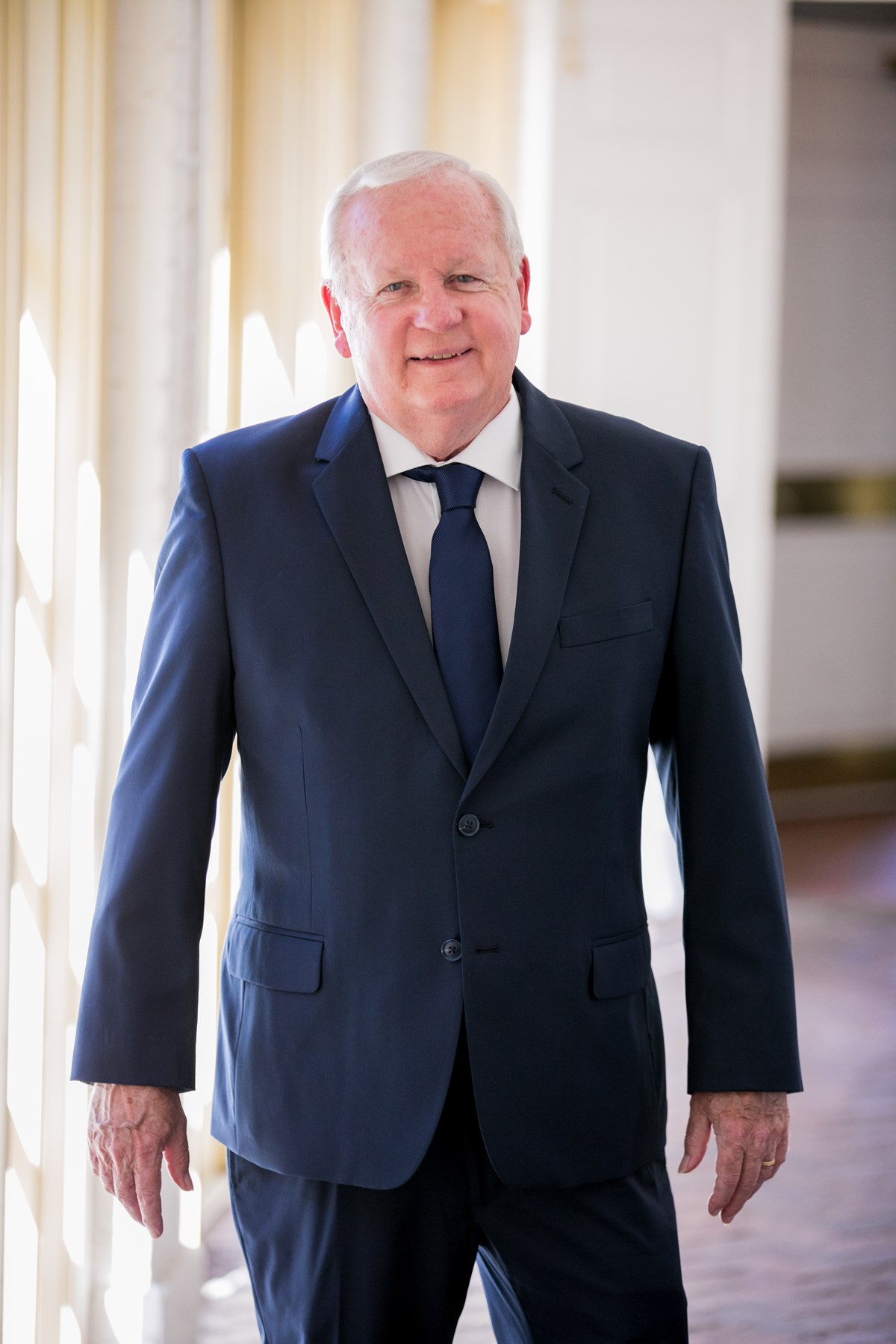 Obituary of Robert E Thompson