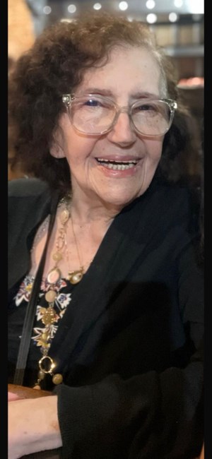 Obituario de Lydia Pérez Linares
