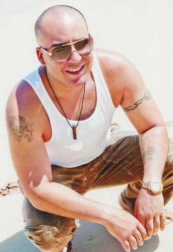 Obituary of Carlos Rafael Flores