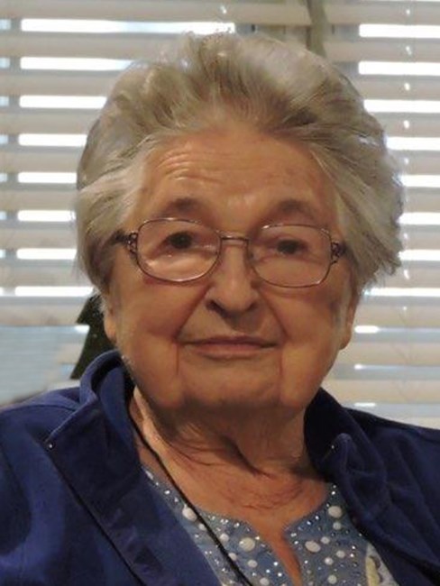 Obituary of Maxine E. Knapp
