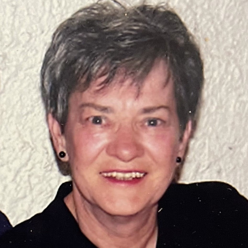 Obituary of Rosalind Yvonne Ritchie