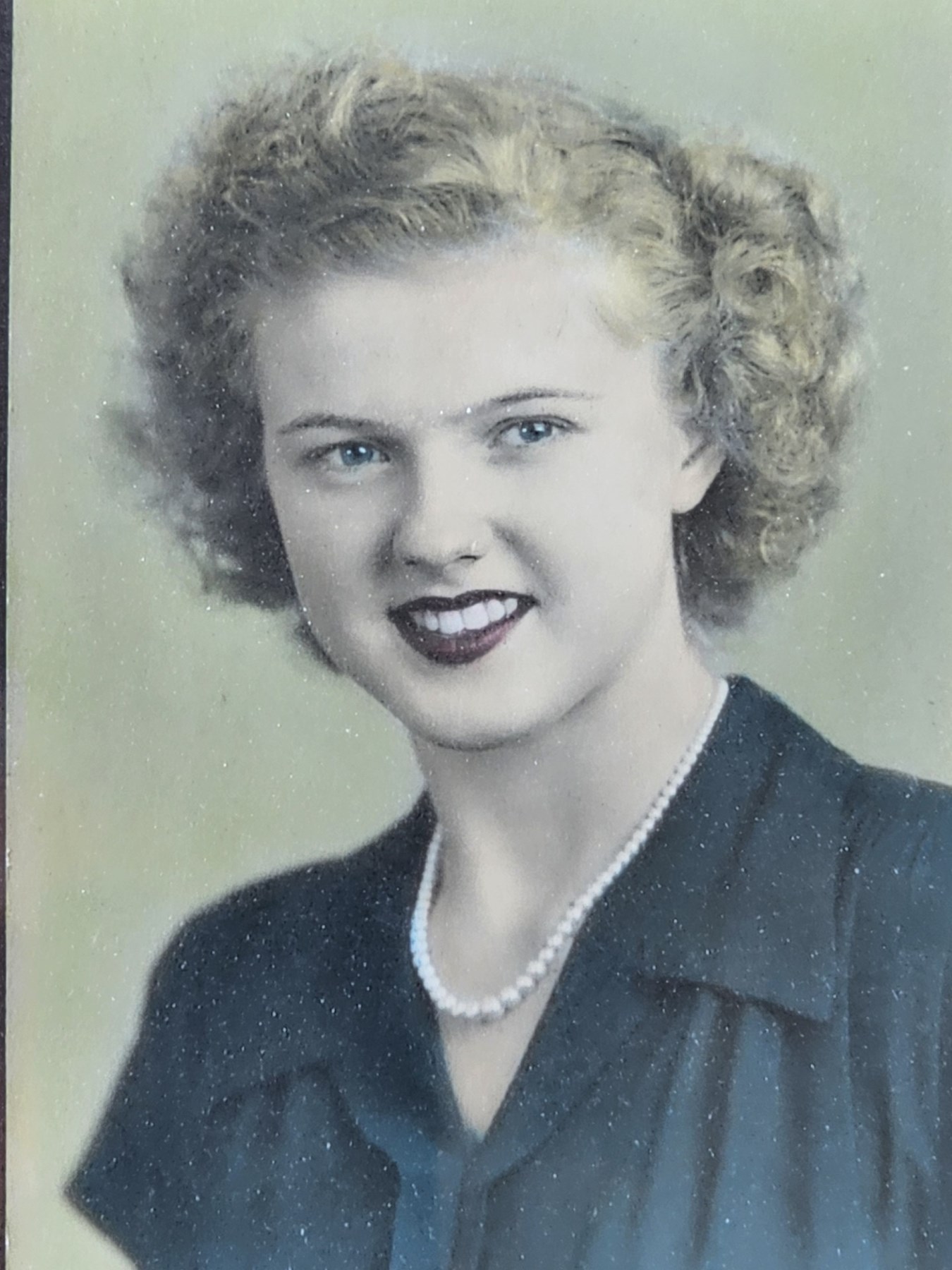 Obituary of Helen Dawn Punter