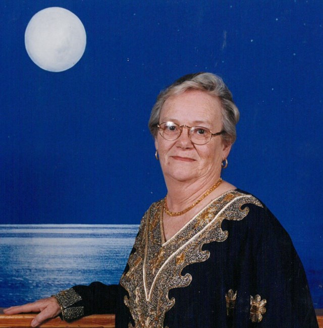 Obituario de Halle Ruth MacMullen