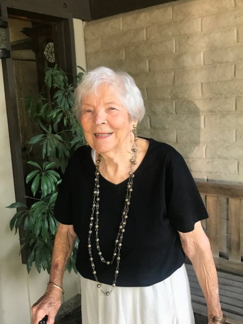 Obituary of Julia Joy Astle