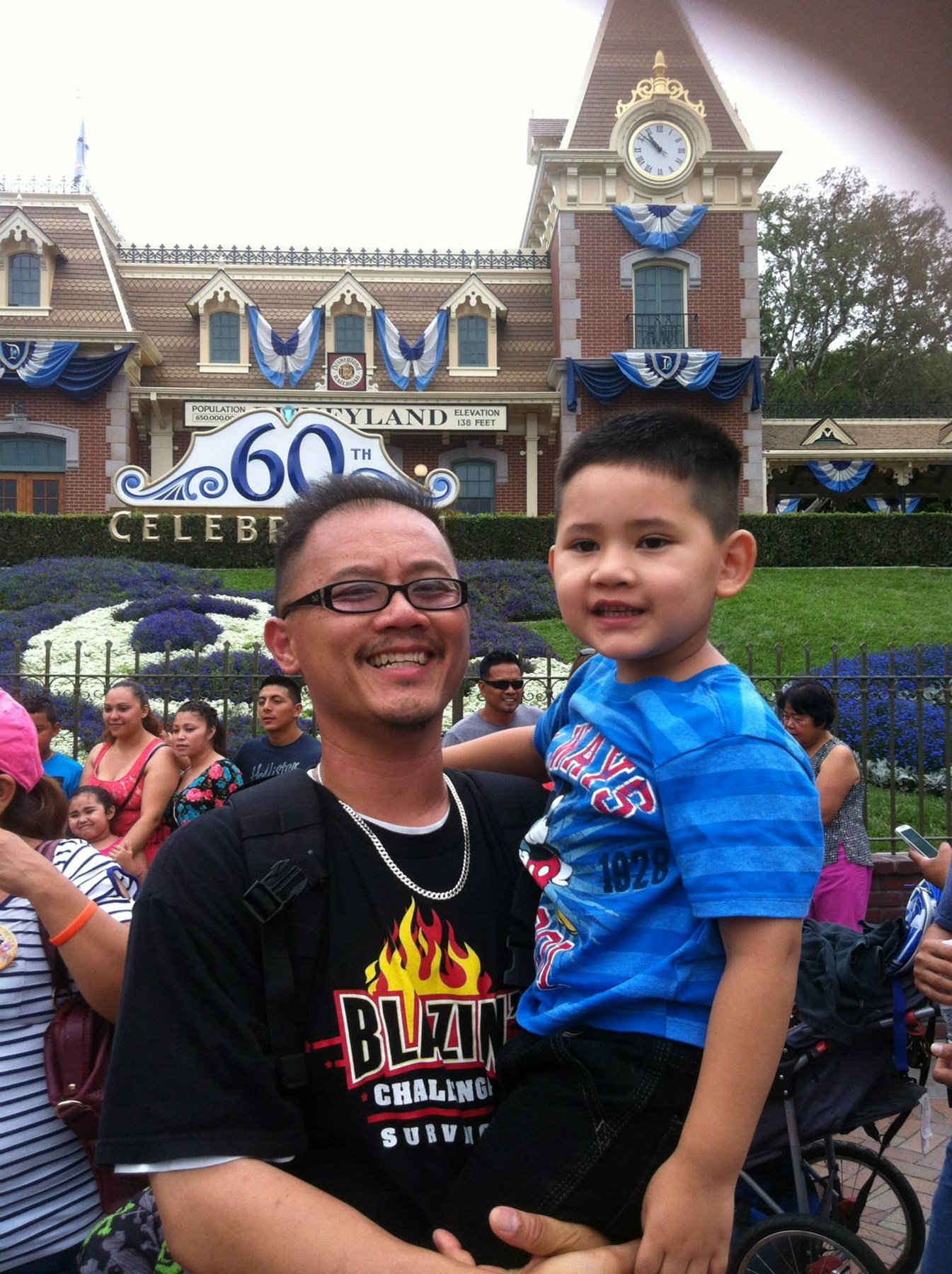 Obituary of Paul Quoc Chau Jr.