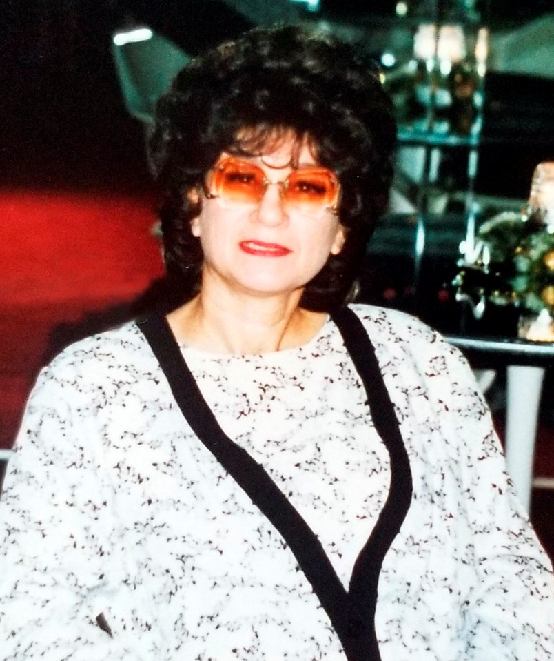 Obituary of Gladys Hechter