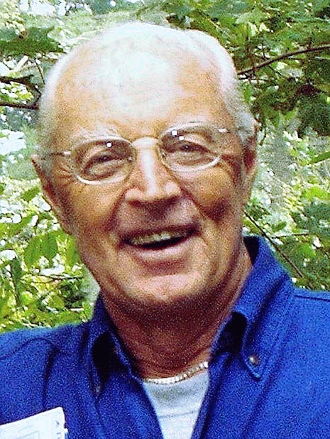 Obituario de Edward Blake Moore Sr.