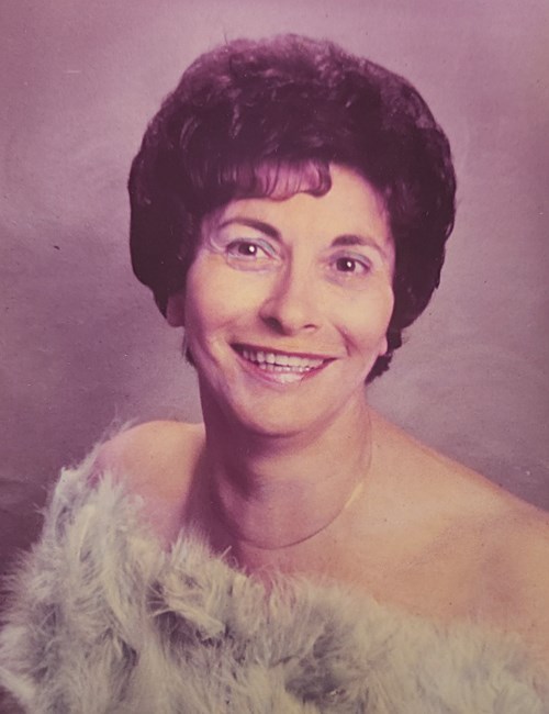 Obituary of Theresa Mary Honsaker