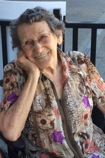 Obituario de Florence June Mirtle