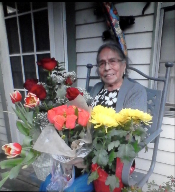 Obituary of Mercedes D. Martinez