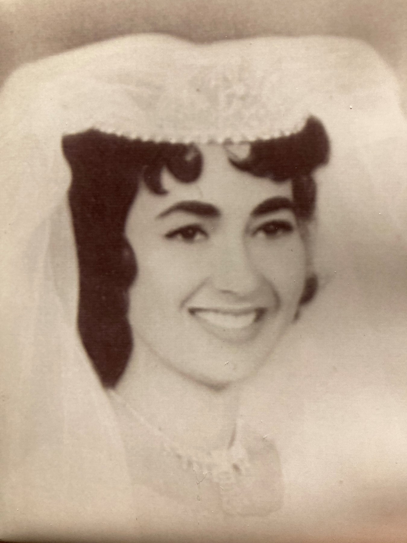 Obituary of Maria Teresa Gonzalez