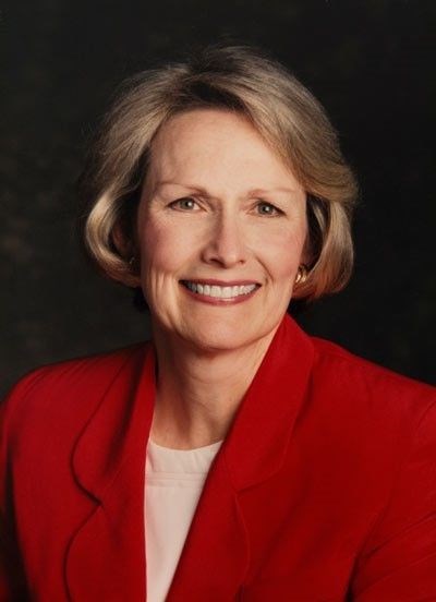 Obituary of Suanne Davis Roueche