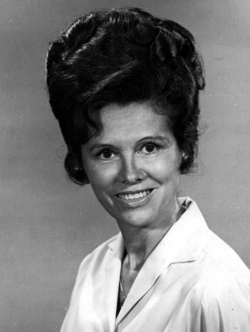 Obituary of Aida Angelica (Freire) Cape