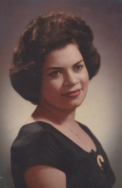 Obituary of Julieta Alvarez
