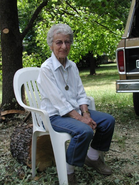 Obituary of Helen I Townsend Russell