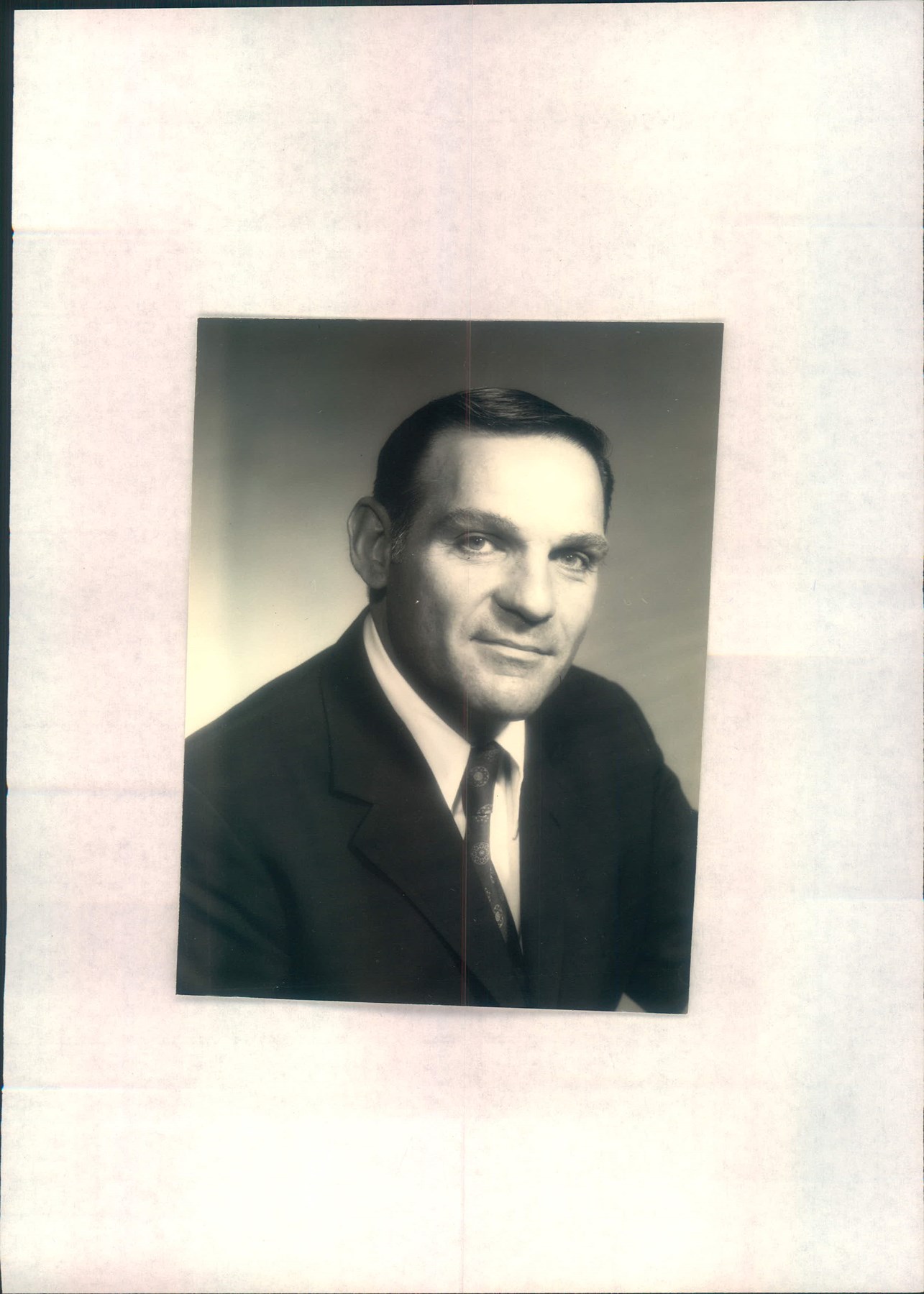 Obituary of Louis R Vicari