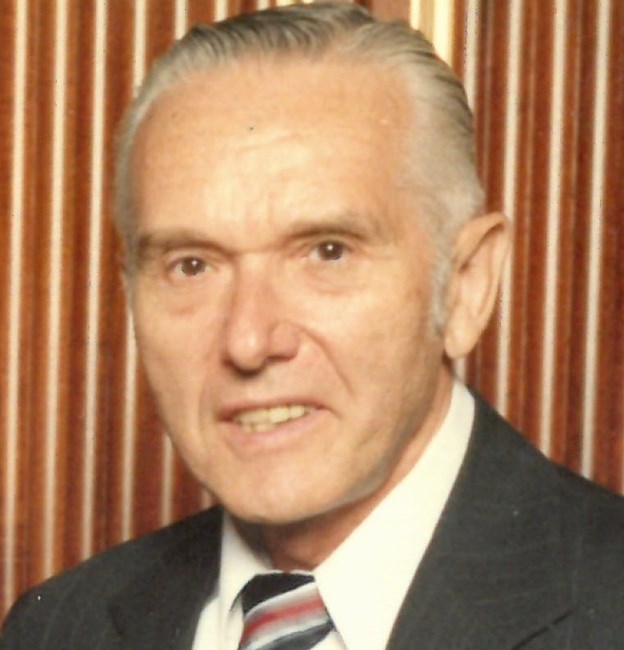 Obituario de Joseph A. LaCombe