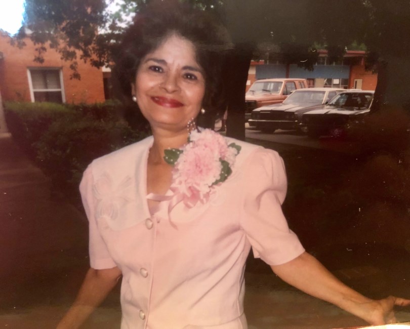 Obituary of Dora V. Amador