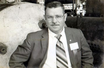 Obituario de Robert Raleigh Holden