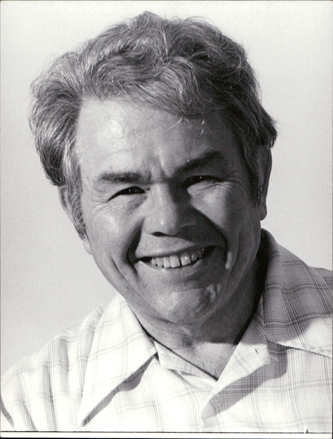 Obituary of James M McMillen