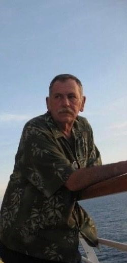 Obituario de Clifton F. Warren