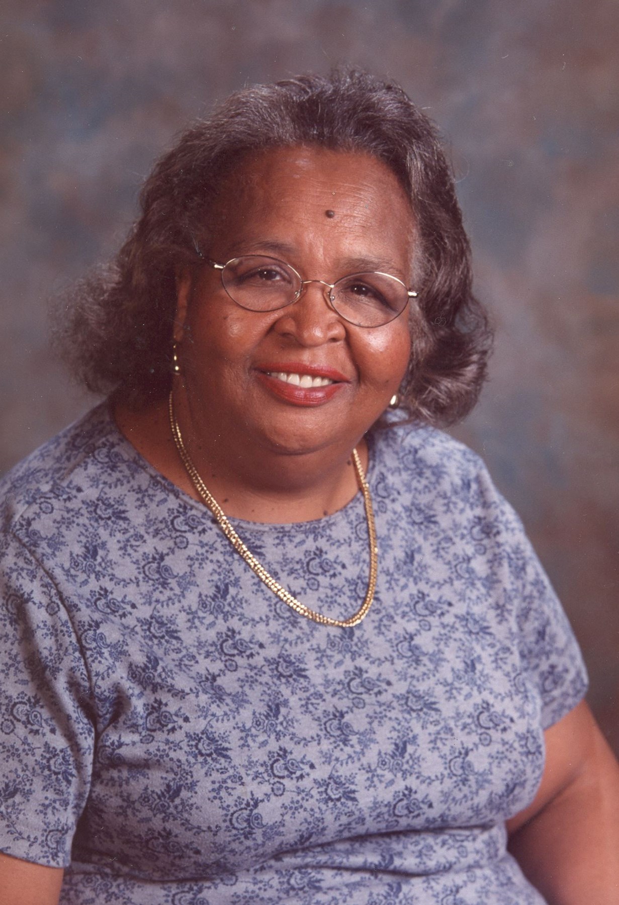 Obituary of Hedy "LaMarr" Knaff Jones